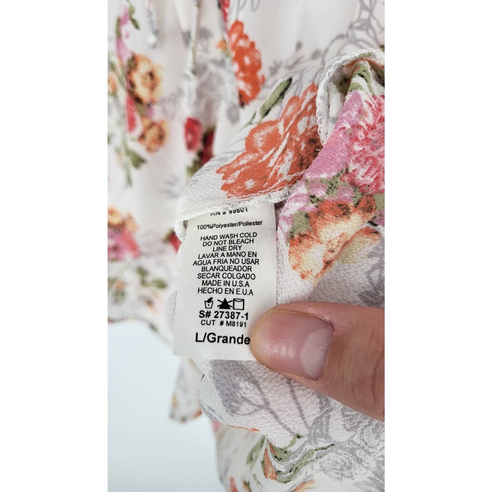 My Story Cream Floral V-Neck Lace up Blouse Women's L New NWT - Picture 8 of 8